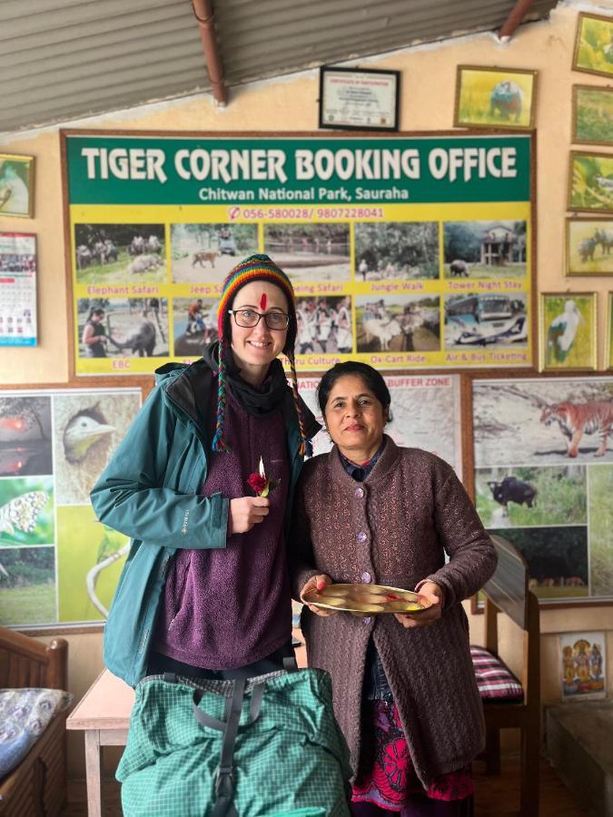 Tiger Corner Inn Homestay Саураха Экстерьер фото